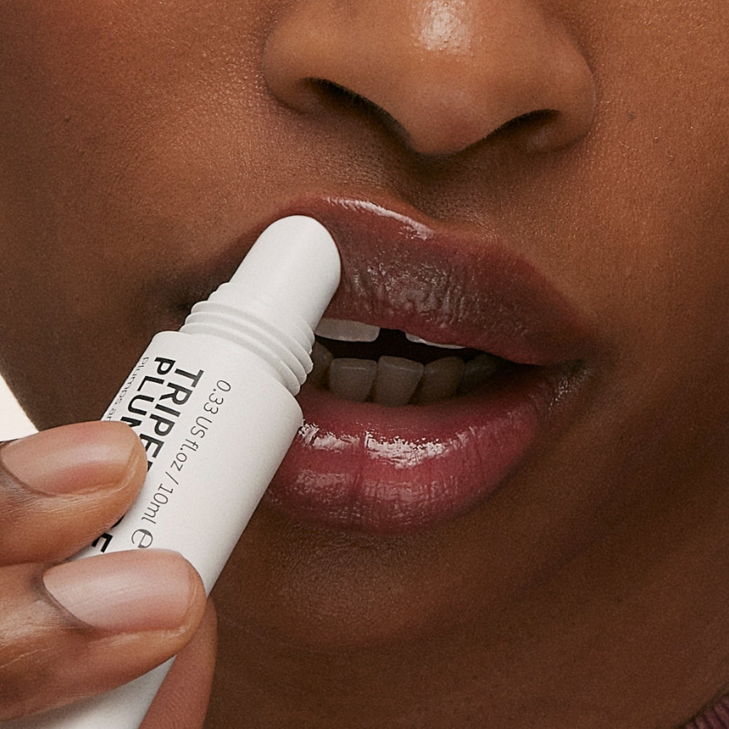 tripeptide-plumping-berry-lip-balm-k0 ApplicationBerry.jpg
