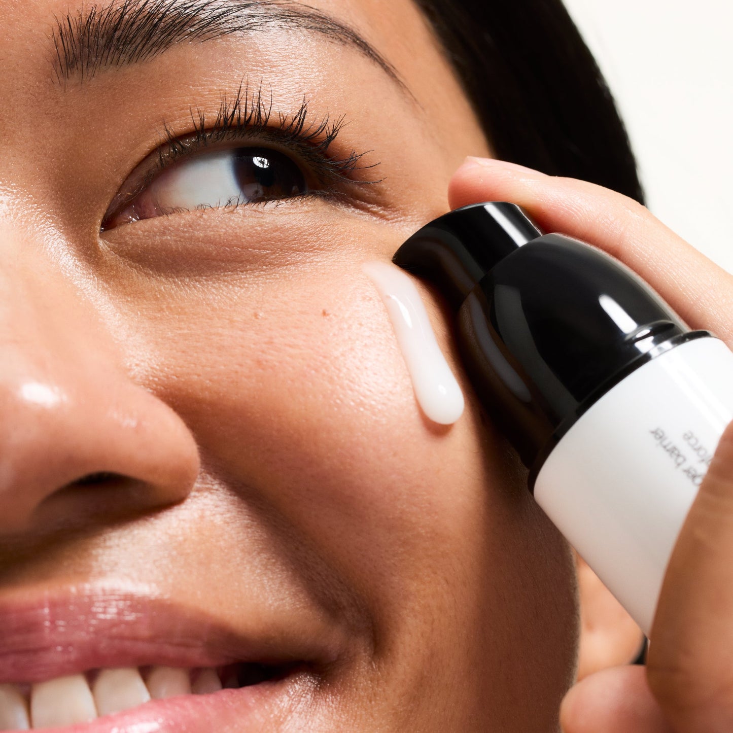 ectoin-hydro-barrier-serum-g2 Ectoin-Globals_Texture-bottle.jpg