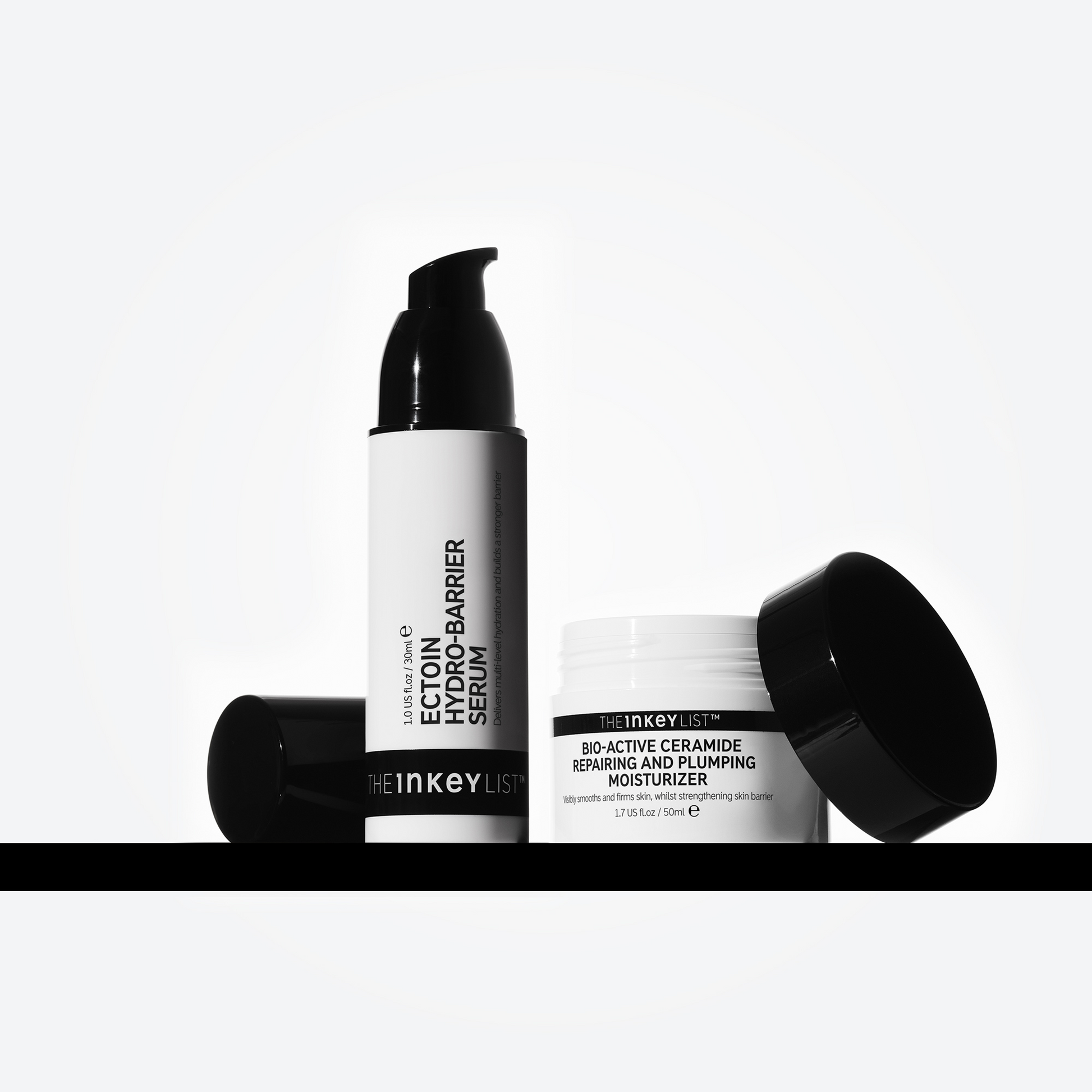 skin-barrier-repair-duo-w8 Hero_38716fb6-2743-4acf-8b39-ee63aaf60dd7.png