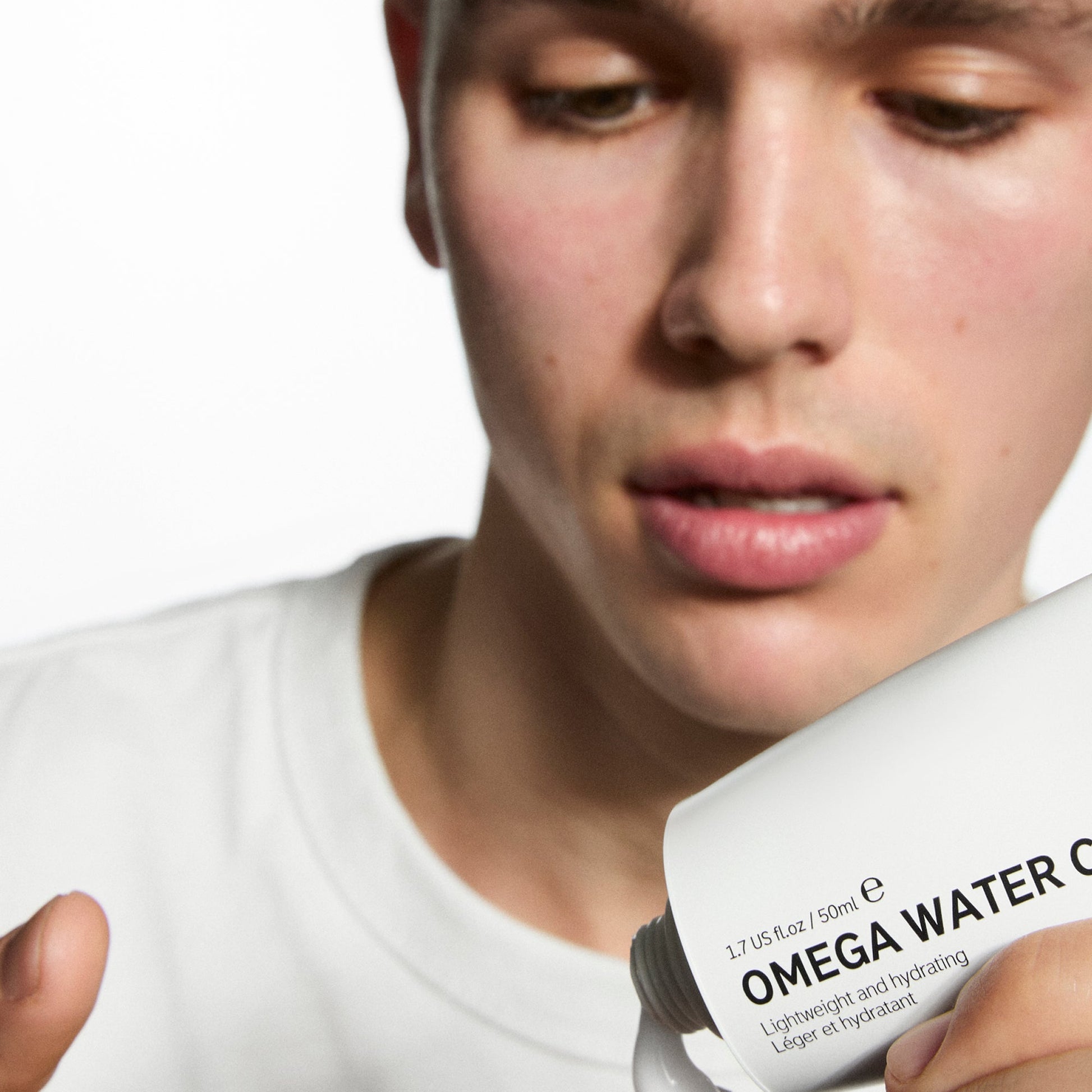 supersize-omega-water-cream-duo-r6 Omega100_Model_2000x2000_62065fcd-8c1b-4831-aefc-6f05325600fd.jpg