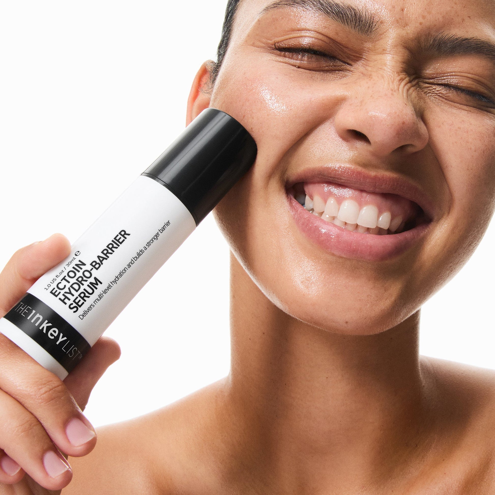 ectoin-hydro-barrier-serum-g2 Omega50_Model_2000x2000_51d34848-519c-4045-b288-30216504f8ba.jpg