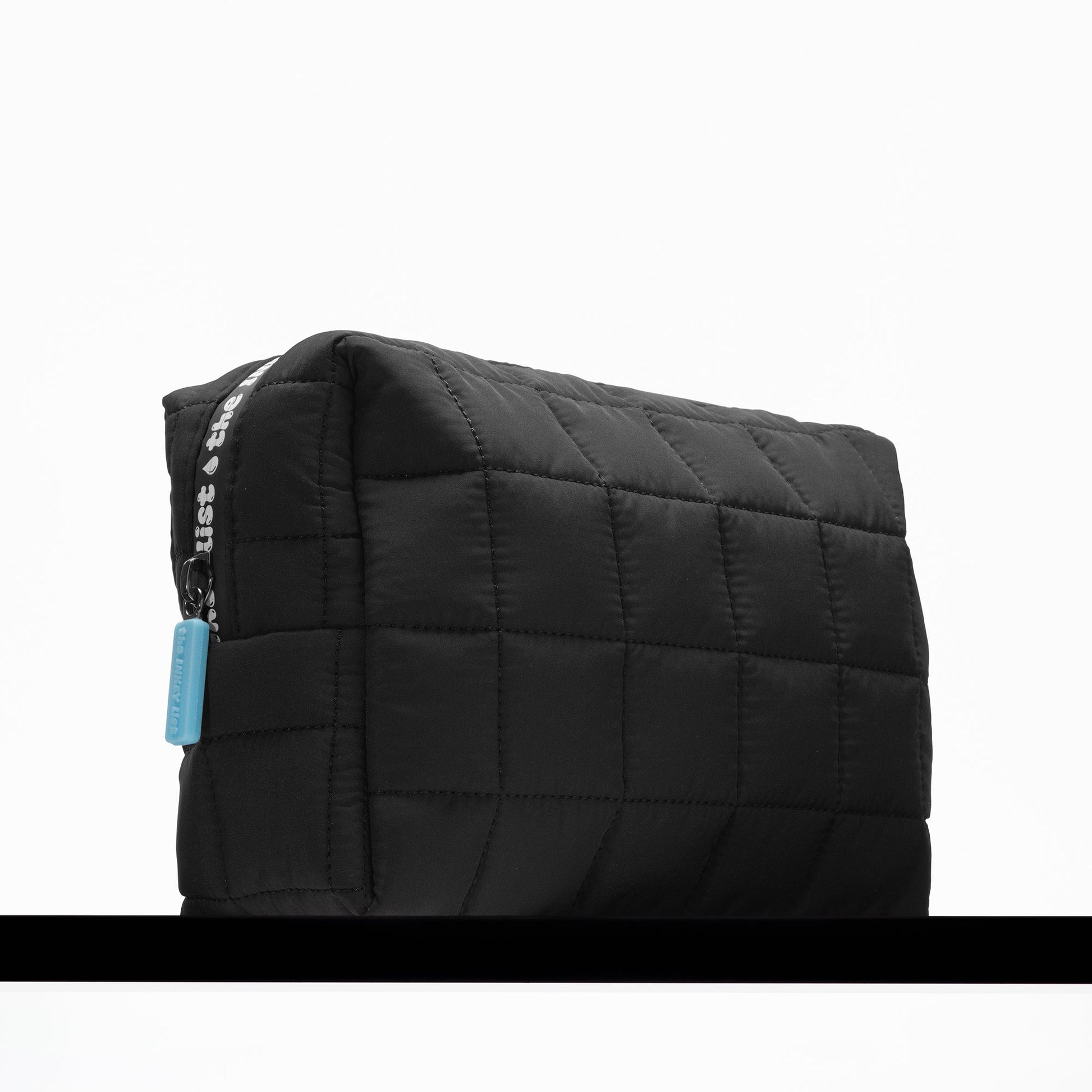 the-inkey-list-washbag-y0 washbag-hydration-05.jpg